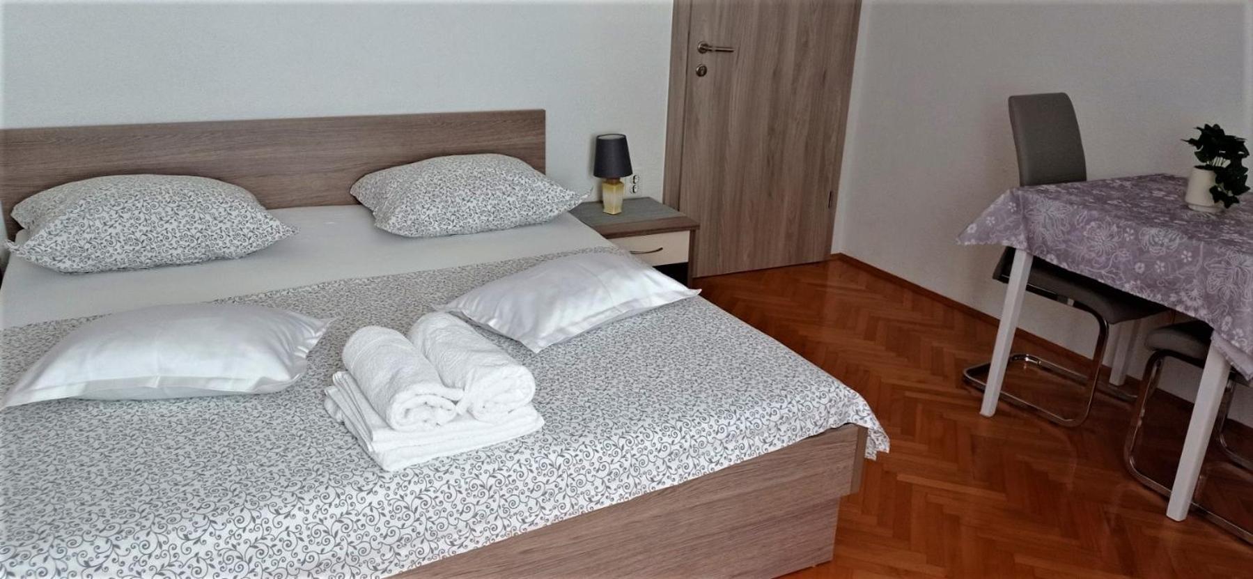 Apartmani Marta Tučepi Eksteriør bilde