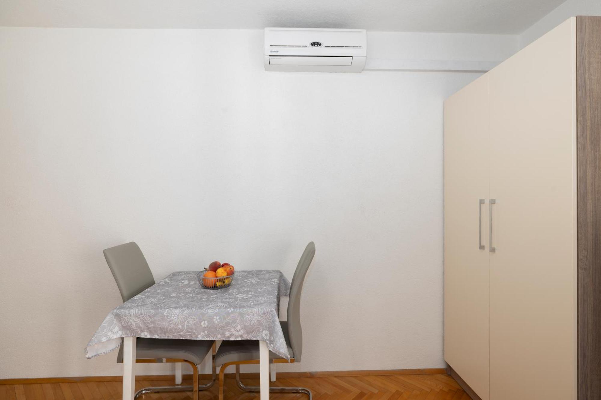 Apartmani Marta Tučepi Eksteriør bilde