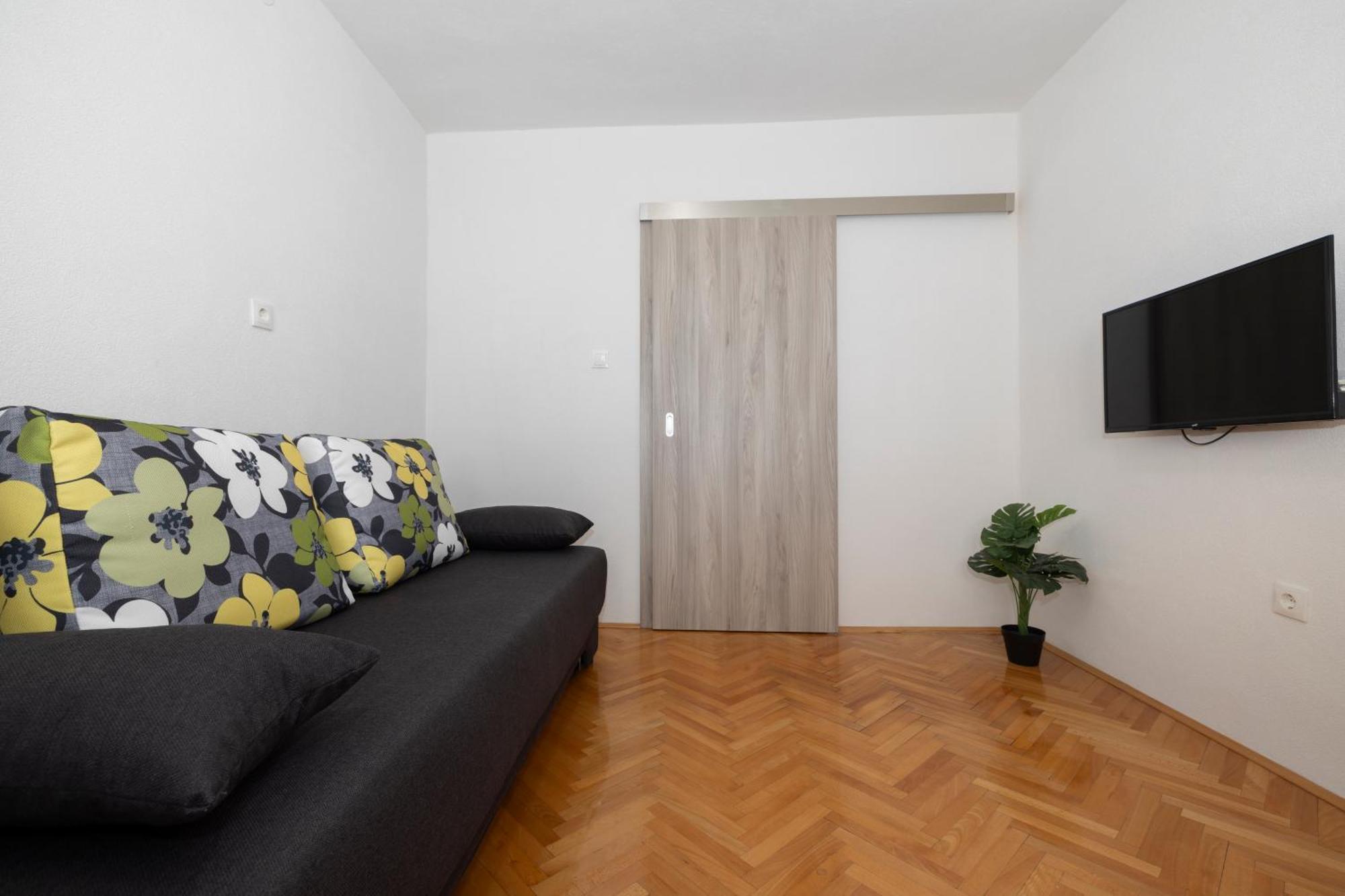 Apartmani Marta Tučepi Eksteriør bilde